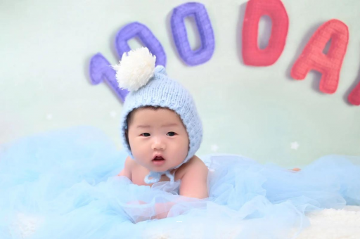 广西宝宝什么时候会笑 广西宝宝什么时候会笑